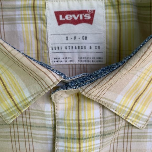 Vintage Levi’s Western Snap Button Shirt - Picture 3 of 3